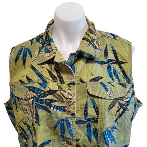 Chico's Button Up Vest Olive Khaki Green Bamboo Leaf Tropical Print Sz 3/16 NWT - Picture 3 of 11